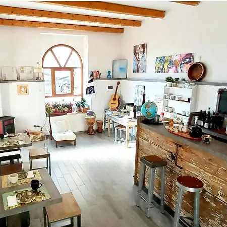 Frühstückspension L'armonica Di Nonnosandro 3*