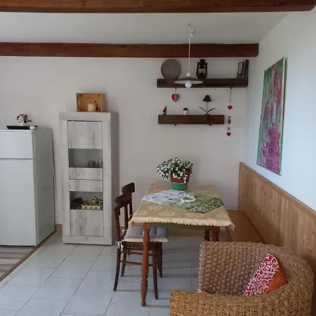 L'armonica Di Nonno Sandro Oda ve Kahvaltı Corfinio
