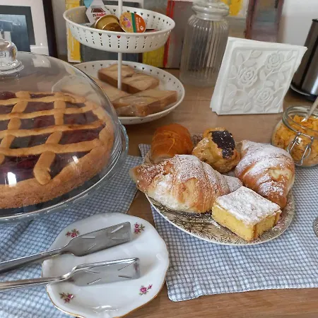 Frühstückspension L'armonica Di Nonnosandro Corfinio